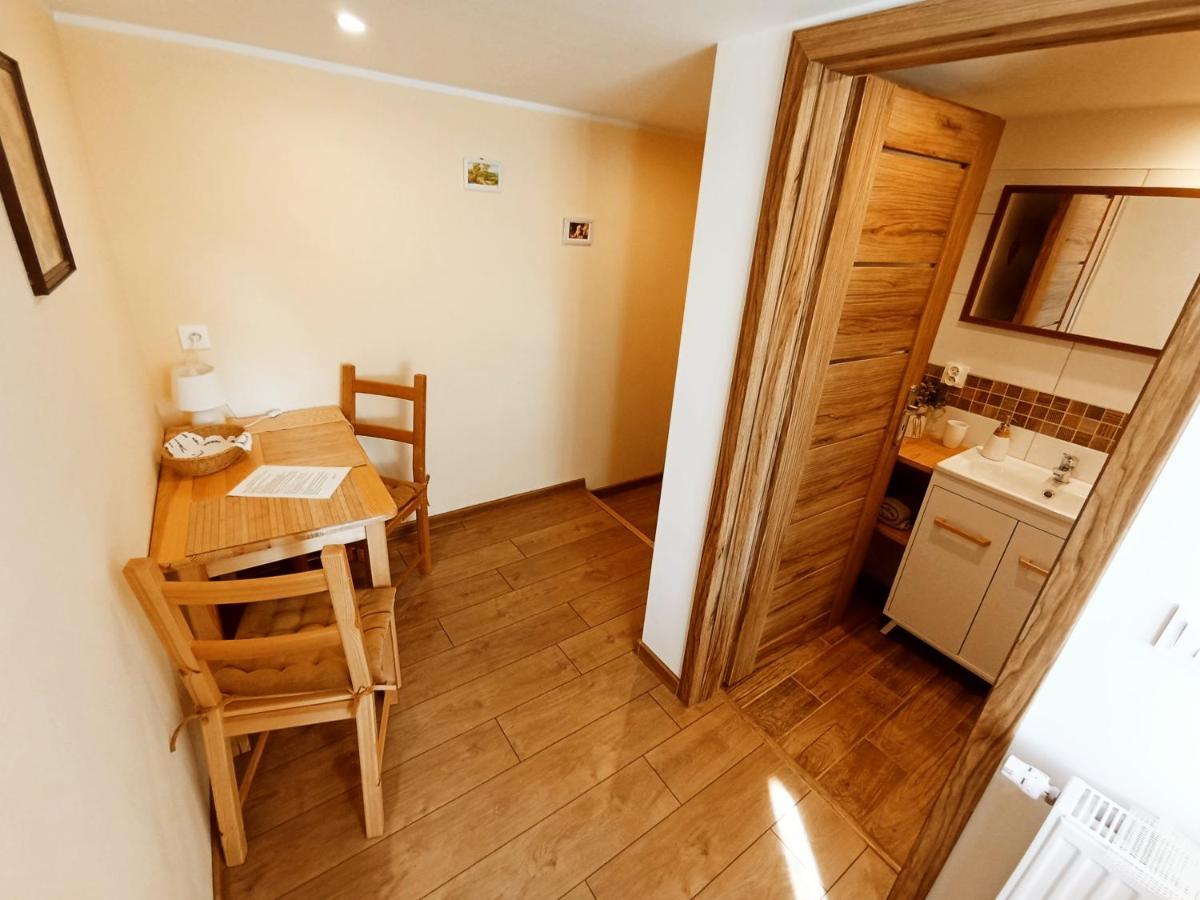Dom Na Przedgorzu-Apartamenty Z Widokiem Na Gory Świeradów-Zdrój Екстериор снимка